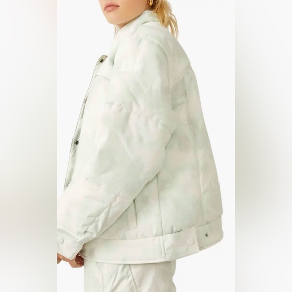 NWT! FP Movement Bunny Slope Puffer Jacket in Mountain Mist Sage / Size Small - Picture 2 of 13